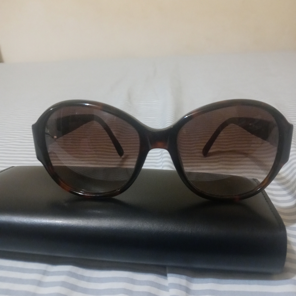 Authentic Chloe Sunglasses - Picture 4 of 16